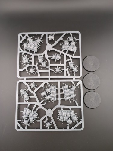 Nurglings swarm maggotkin - nurglings,
